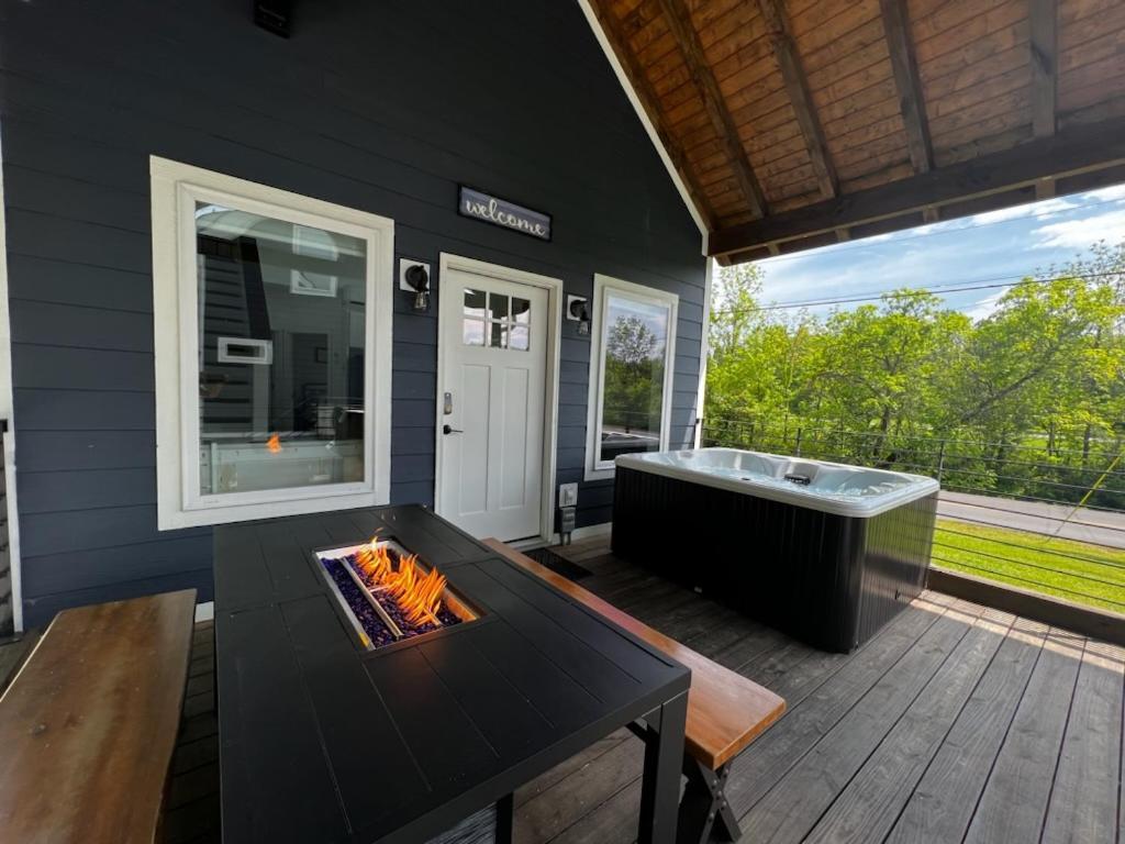 비둘기 포지 Modern Smoky Mountain Tiny House 아파트 외부 사진