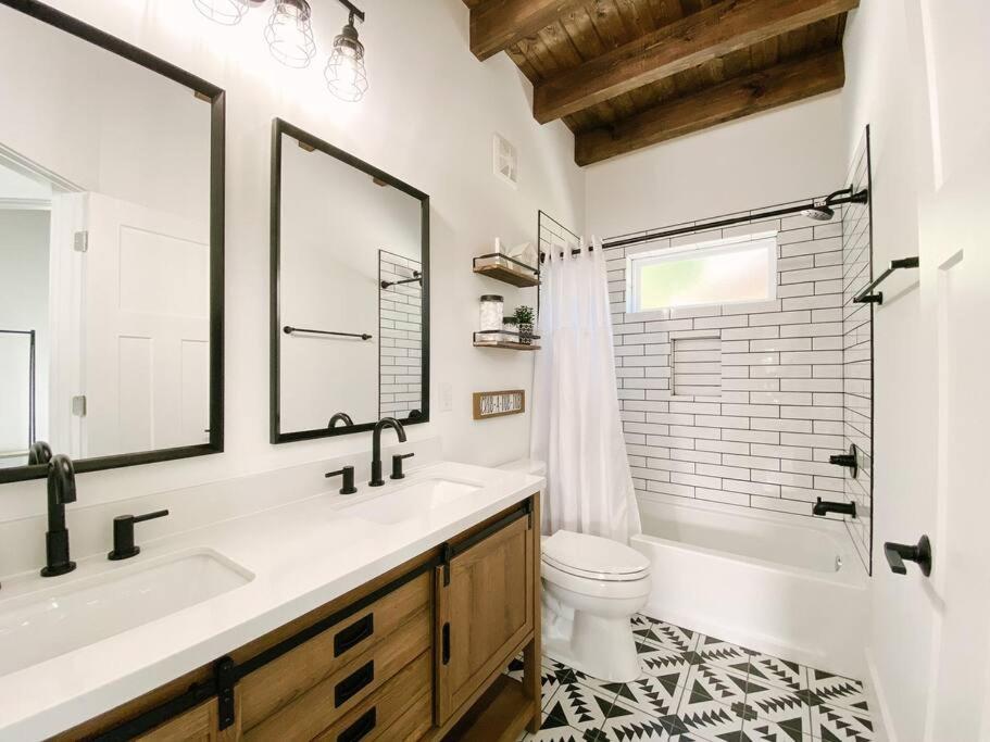 비둘기 포지 Modern Smoky Mountain Tiny House 아파트 외부 사진